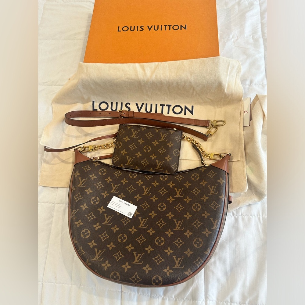 Louis Vuitton Loop Hobo